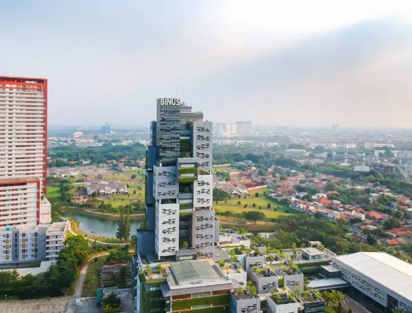 3,9 km ke BINUS School Serpong